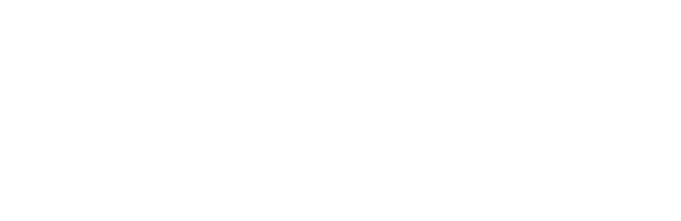 Ahşap ve metal rustik perde sistemleri üreticisi Rustik Perde markasının beyaz renkli resmi logosu.