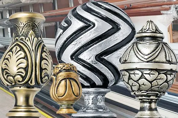 Zarif, Şehzade, Bedesten ve Lale modellerinin bir arada sergilendiği; siyah gümüş ve siyah altın eskitme boyalı, üzeri oymalı ve metal görünümlü rustik perde borusu başlıkları koleksiyonu.